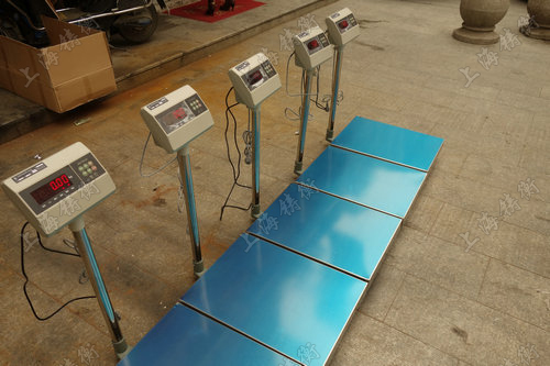 http://www.komorowskidesigns.com/
